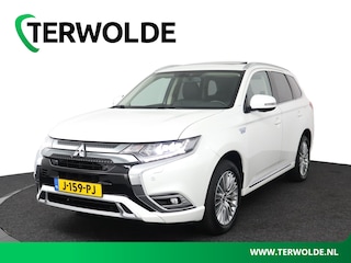 Mitsubishi Outlander 2.4 PHEV Intense+ | Navigatie | 360 Camera | Leer / Alcantara | Schuifdak | Stoel- en stuurwielerwarming |