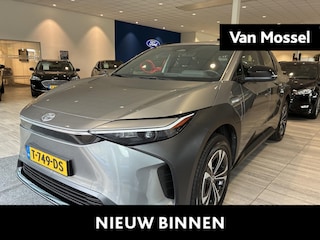 Toyota bZ4X Active 71 kWh Camera-Climate Control