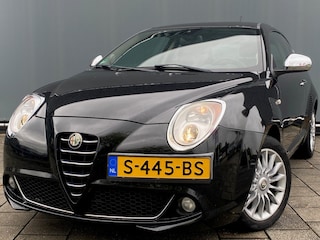 Alfa Romeo Mito BWJ 2012 | 1.4 105PK Distinctive | CLIMA | PDC | CRUISE | SPORTSTOELEN | LICHTMETAAL | SPOILER A |