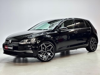Volkswagen Golf 1.0i Automaat - Sport - Carplay - Massage Stoel - Navi - PDC - Ad Cruise