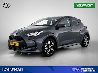 Toyota Yaris 1.5 Hybrid Dynamic Comfort Pack | Stoel + Stuur verwarming | PDC voor en achter | Blindspot | Navigatie |