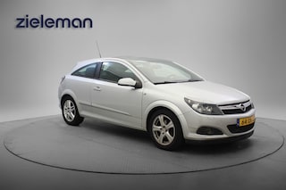 Opel Astra GTC 1.4 Temptation - Panorama, Airco, Cruise, NIEUWE APK