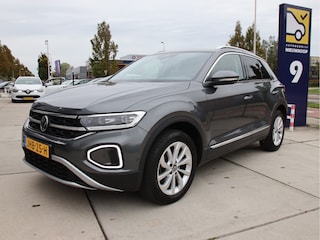 Volkswagen T-Roc 1.5 TSI Style Plus Clima, ACC, BEATS, Facelift! Aanbieding!