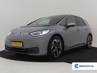 Volkswagen ID.3 First Plus 58 kWh 204pk | Trekhaak "alleen voor fietsendrager" | Navigatie | Adaptief cruise control | Camera achter | Matrix koplampen | Keyless | App connect | 19"LMV