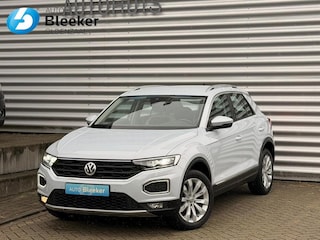 Volkswagen T-Roc 1.5 TSI Sport Automaat Digitale Cockpit Stoel/stuurverwarming Camera