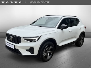 Volvo XC40 B4 Plus Dark | Trekhaak | H&K Audio