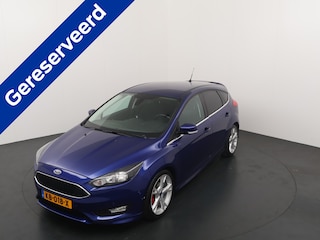 Ford Focus Titanium S-Edition | 18-inch | Rode remklauwen | Stylingset | ISOFIX | 40.000KM uniek |