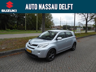 Toyota Urban Cruiser 1.3 VVT-i Aspiration airco trekhaak