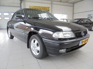 Opel Astra Cabriolet 1.6i Comfort||in nieuw staat!!||