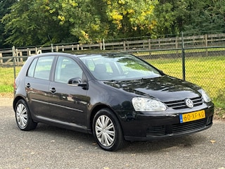 Volkswagen Golf 1.6 FSI Optive 3 /Trekhaak/Airco/