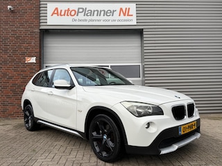 BMW X1 SDrive18i Executive! Clima! Cruise! Navi! Nieuwe APK!