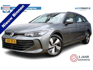 Volkswagen Passat Variant 1.5 eTSI 150 pk | Incl. 12 maanden Garantie | Stoel/stuur verwarming | Achteruitrijcamera | Adaptive cruise controle | Dodehoekdetectie | Parkeersensoren V+A | Navigatie | Apple CarPlay/Android Auto | Draadloze telefoonlader | Climate controle | Lane assist | Keyless start | LED Koplampen | 17 Inch LMV | Schakelmogelijkheid aan stuurwiel |