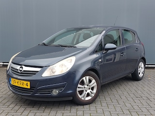 Opel Corsa 1.4-16V Enjoy STUURBEKR. AIRCO / CENTR.VERGR. / TREKHAAK / %-DEURS!! / NIEUWSTAAT !!
