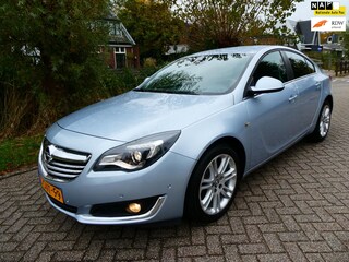 Opel Insignia 1.4 Turbo 140pk 5-deurs 143.000km Clima Navi LED PDC