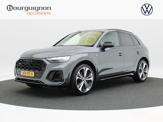 Audi Q5 55 TFSi e 367 Pk Automaat quattro Competition | Trekhaak | B&O Audio | Full LED | Panoramadak | Carplay | Stoel Verwarming | Full LED | 21 Inch | 11.106 Km!!