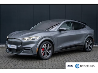 Ford Mustang Mach-E Extended First Edition AWD 98 kWh ALLE OPTIES! | Pano-dak | B&O audio | Technology pack + | 360 Camera | 100% Dealer Onderhouden! | Afneembare Trekhaak | Stuur, Stoel & Voorruit Verwarming | Standkachel | Volledig Lederen Bek