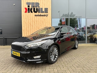Ford Focus Wagon 1.0 EcoBoost ST-Line /  Nwe. D. riem