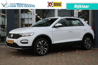 Volkswagen T-Roc 1.5 TSI 150PK UNITED, Afn. Trekhaak, Apple Carplay/ Android Auto, Clima, etc.