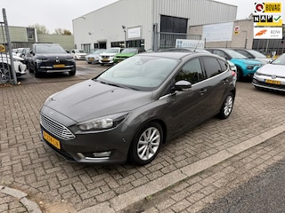 Ford Focus 1.0 First Edition, Navi, Camera, Nette auto