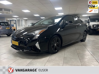 Toyota Prius 1.8 First Edition Dealer onderhouden. Navigatie, Climate controle, Achteruitrijcamera.