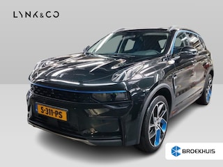 Lynk & Co 01 1.5 | Achterbank in delen neerklapbaar | Achteropkomend verkeer waarschuwing | Airco (automatisch)