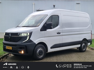 Renault Master T35 2.0 dCi 150 L2H2 Advance / BPM-VRIJ! / Climate Control / Apple Carplay & Android Auto / Trekhaak / Bijrijdersbank / Laadruimte-betimmering / Levertijd I.O. /