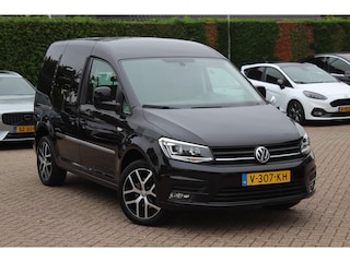 Volkswagen Caddy 2.0 TDI L1H1 BMT Highline / Trekhaak / Apple CarPlay / Navigatie / Xenon / 17'' / Parkeerhulp achter / Zijschuifdeur rechts / Cruise Control