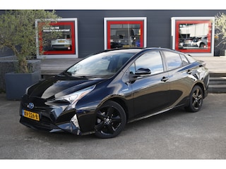 Toyota Prius 1.8 First Edition black edition