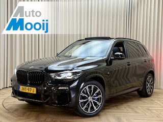 BMW X5 xDrive45e *M-Sport* Panodak / 1e Eigenaar / Soft Close / HUD / Massage Seats / Stoelkoeling / Stuurverwarming / Swarovski / Apple Carplay / Ambiance Lighting