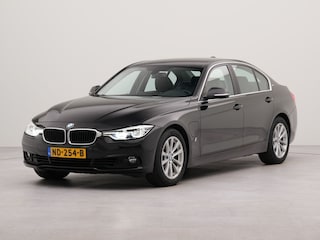 BMW 330e Centennial High Executive Automaat | Bluetooth | Cruise Control | Voorstoelen Verwarmd | Navigatie | Parkeersensoren Achter |