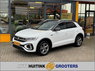 Volkswagen T-Roc 1.5 TSI 150 pk DSG  R Line - Navi - camera - stoelverw - trekhaak