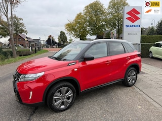 Suzuki Vitara 1.4 Boosterjet Smart Hybrid Select 08-2025 // 1500 kilo trekgewicht // Nieuwstaat // Snel te rijden // Rijklaarprijs