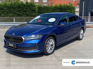 Skoda Superb 1.5 TSI MHEV First Edition | Achteruitrijcamera | Climatronic, elektronische airconditioning met 3 klimaatzones | LED Koplampen met LED dagrijverlichting