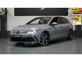 Volkswagen Golf VIII 1.5 eTSI R-Line AUTOMAAT-ACC-AMBIANCE-CAMERA-HARMAN KARDON-IQ LIGHT-KEYLESS-STOELVERWARMING