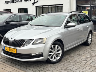 Skoda Octavia Combi 1.0 TSI Greentech Ambition Business, Apple Carplay/Android,Trekhaak,Panoramadak