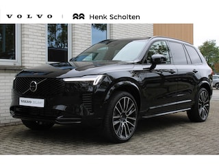 Volvo XC90 T8 Automaat Plug-in hybrid AWD Ultra Dark | Onyx Black Metallic | Panoramadak | 360° camera | Semi Elek. trekhaak |Adapt. Cruise Control | Verwambare- en geventileerde voorstoelen | Verwarmbaar stuurwiel | Bowers & Wilkins audio | Blind Spot | Luchtvering | Gelaagde zijruiten | 22'' Lichtmetalen velgen | Alarmklasse 3 | Elek. Bed. voorstoelen met Memory | Glazen pook |