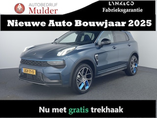 Lynk & Co 01 1.5 Zwarte hemel | Trekhaak | Pano | ACC | 360 Camera