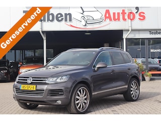 Volkswagen Touareg 3.0 TDI Highline Navigatie, Luchtvering, Lederen interieur, Trekhaak, Cruise control