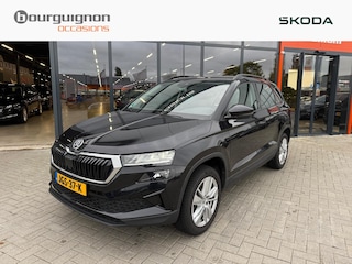 Skoda Karoq 1.5 TSi 150 Pk Automaat Business Edition | Panoramadak | Cruise Control | Climate Control | Stoelverwarming | Navigatie | Camera | Carplay | Keyless | 16532 Km!!