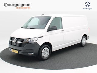 Volkswagen Transporter 2.0 TDi 150 Pk L2H1 | Navigatie | Trekhaak | Parkeersensoren | CarPlay | Airco | Cruise Controle | 55.591 Km!!