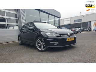 Volkswagen Golf 1.5 TSI Highline Business R AUTOMAAT PANO