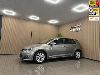 Volkswagen Golf 1.0 TSI Business Edition Connected * Navigatie / Camera / Cruise control / NL Auto *
