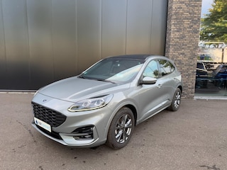 Ford Kuga 1.5 Eco 150pk ST-Line X Panorama, Navi, Trekhaak, Camera's BOMVOL!!