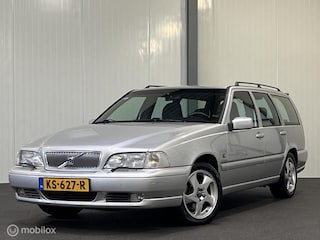 Volvo V70 2.5 T Automaat Luxury [ BTW auto historie compleet ]