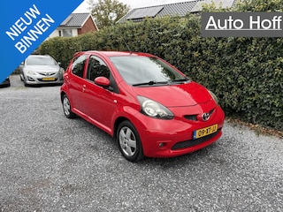 Toyota Aygo 1.0-12V Sport | Airco | Elekt. Ramen | LMV | Stuurbekrachtiging | APK tot 30-04-2026!