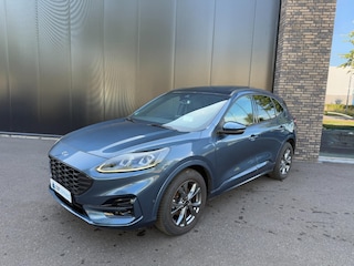 Ford Kuga 1.5 Eco 150pk ST-Line X Panorama, Navi, Trekhaak, Camera's BOMVOL!!