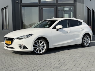 Mazda 3 2.0 HP GT-M Bose | Trekhaak afk. | verw. stoelen | Nwe APK
