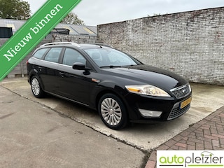 Ford Mondeo Wagon 2.0-16V Ghia|navi|trekhaak|stoelverwarming