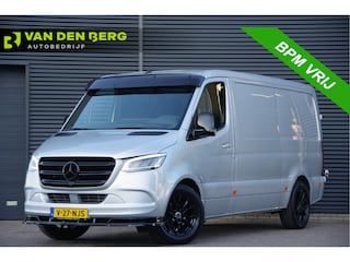 Mercedes-Benz Sprinter 319 3.0 CDI V6 L2H1 AUT. LED, 3.5T TREKHAAK, ADAPT. CRUISE, 360 CAMERA, MBUX 10'', STOELVERWARMING, STANDKACHEL, VOORRUIT VERWARMING, CLIMA