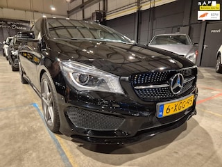 Mercedes-Benz CLA 200 Edition AMG Pakket - Automaat - Panoramadak - Navigatie - Clima - Cruise
